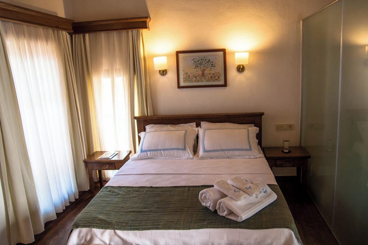Room 4