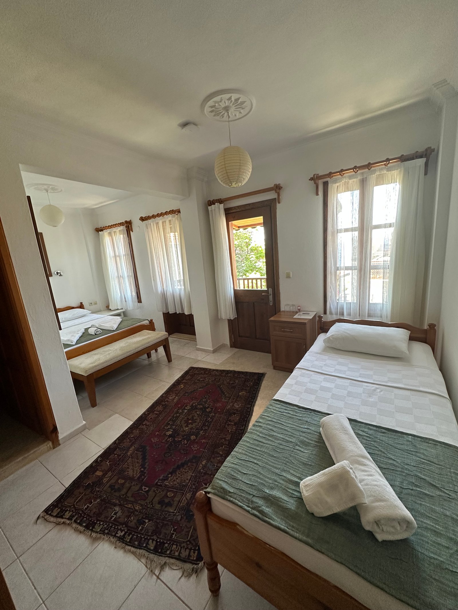 Room 03
