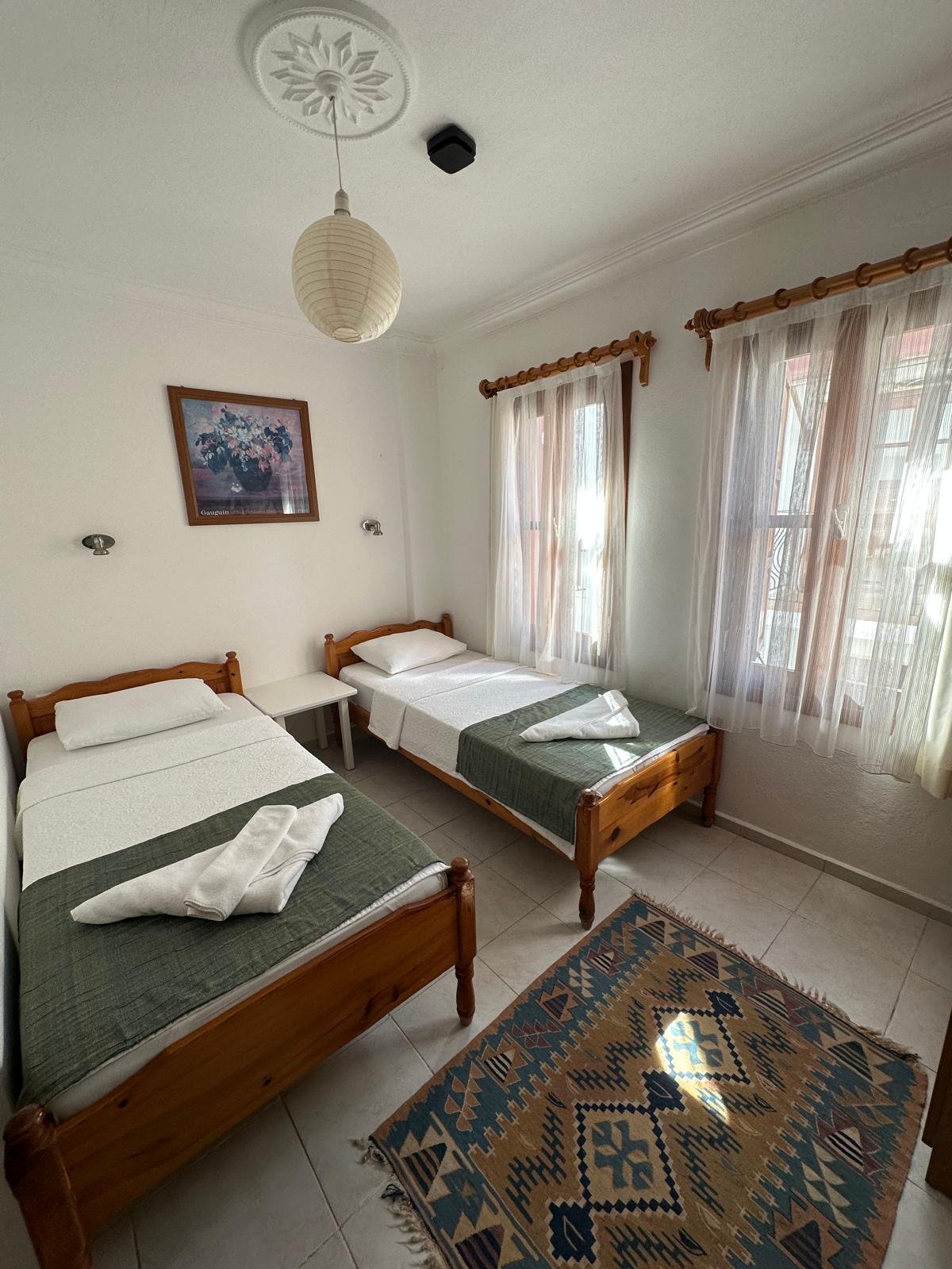 Room 05